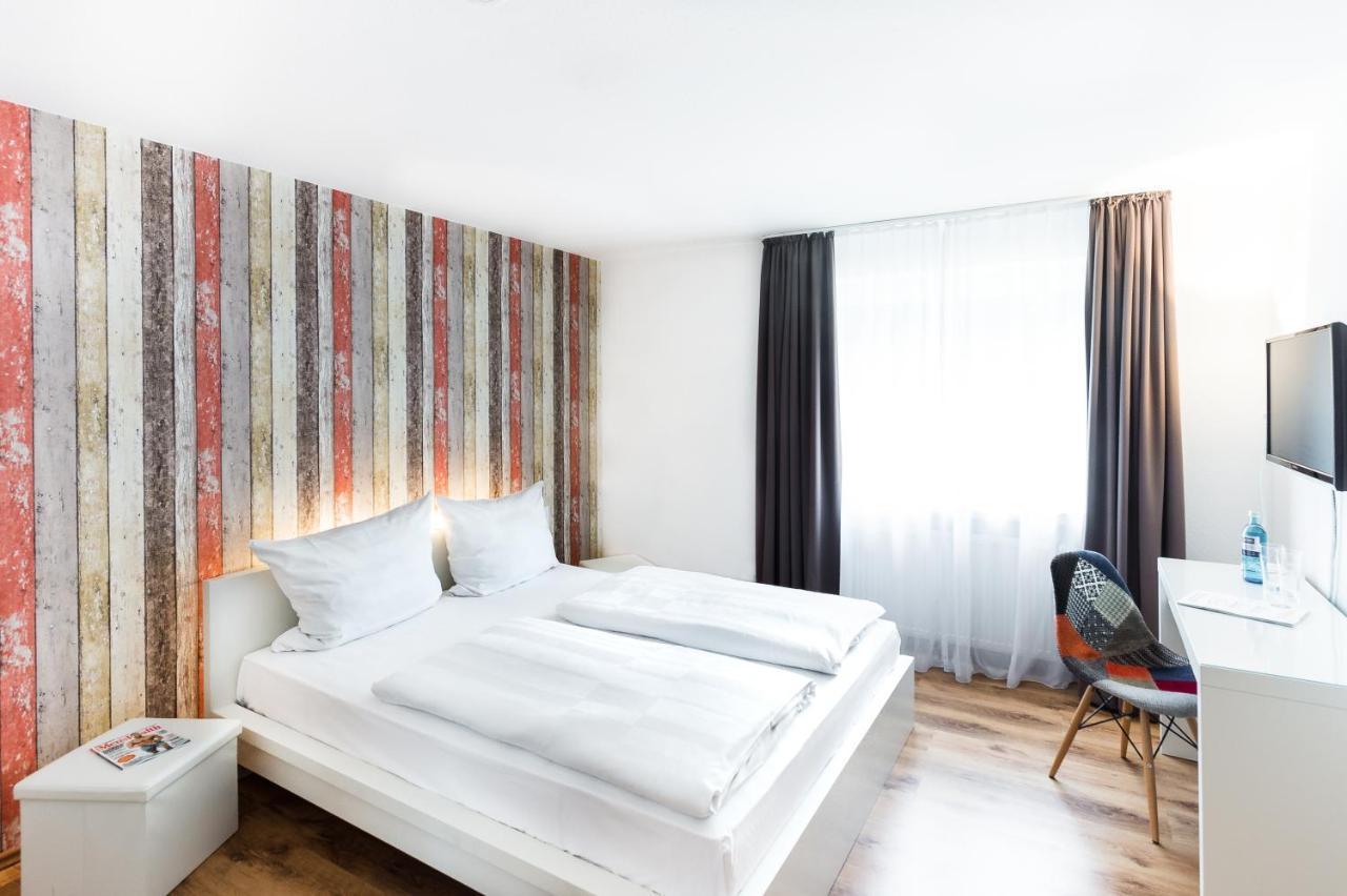 Haus Am Park - Ihr Gaestehaus In Velbert Pokoj fotografie